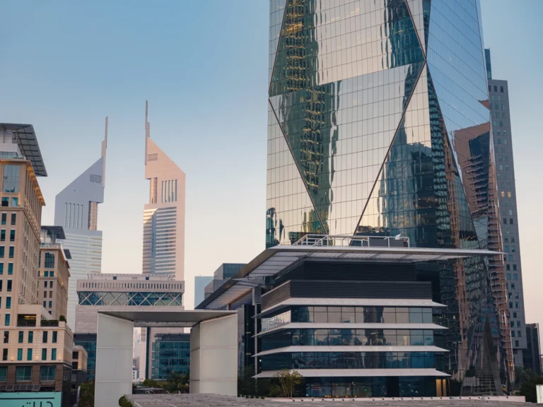 Mainland vs Free Zone Business Setup in Dubai